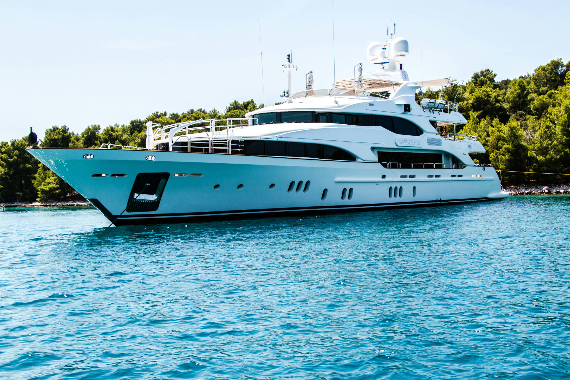 How to Charter a Luxury Yacht in Croatia