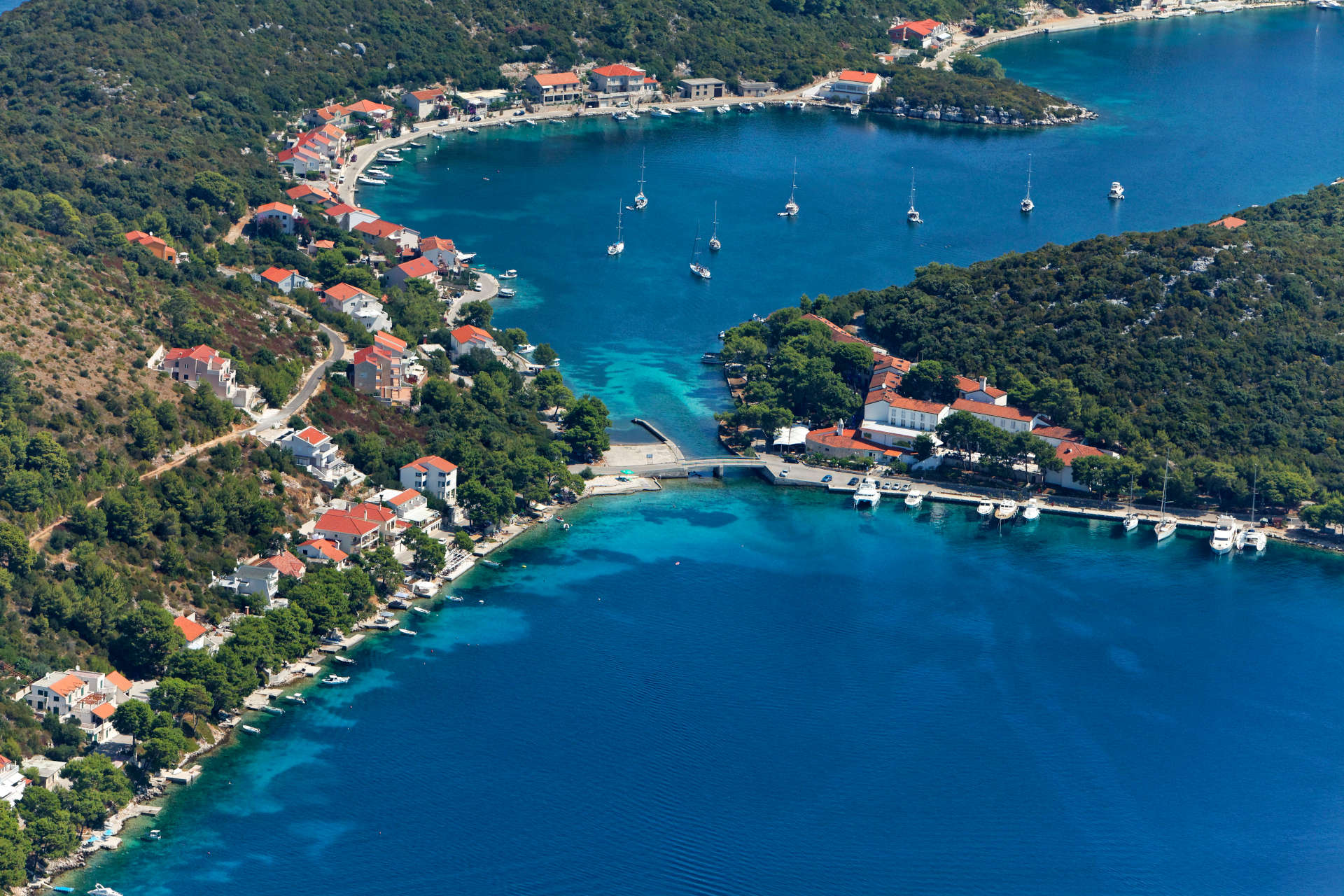 Explorando las Joyas Ocultas de Croacia: Islas Menos Conocidas para Visitar en Barco