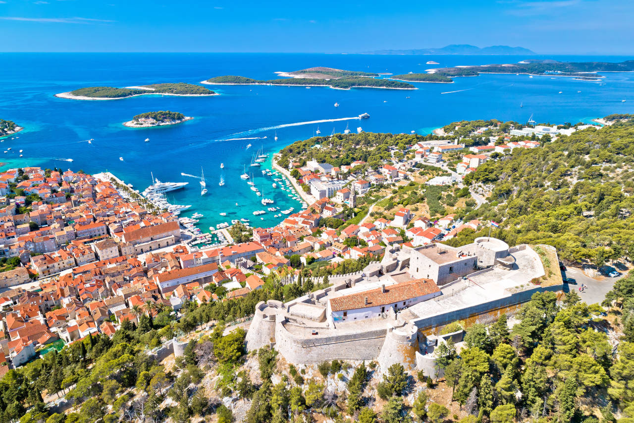 Split nach Dubrovnik Yachtcharter: Die perfekte Route für eine Woche auf See