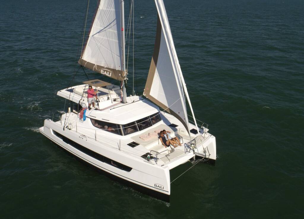 Bali Catspace Sail Solaris