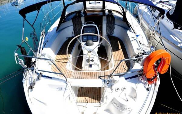 Bavaria 33 Cruiser Small AS