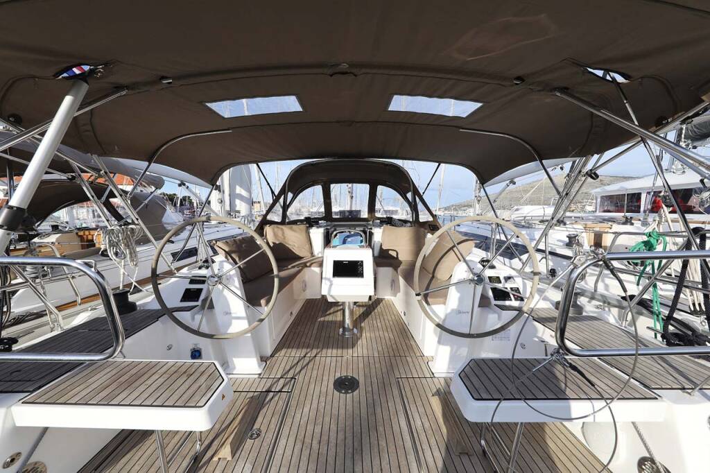 Bavaria C38 Style Amore