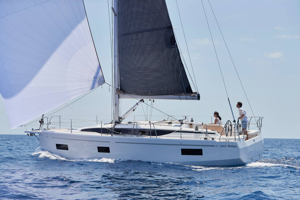 Bavaria C38 Freya