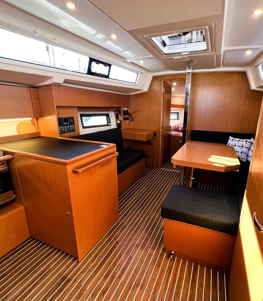 Bavaria C38 Wind Dancer