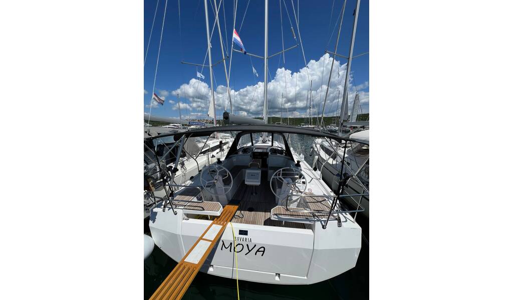 Bavaria C38 Moya