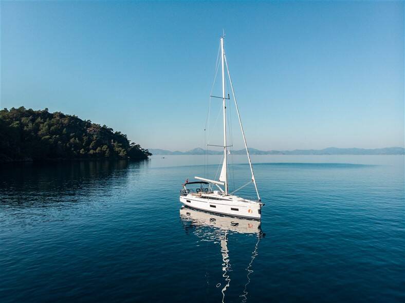 Bavaria C42 Aruna