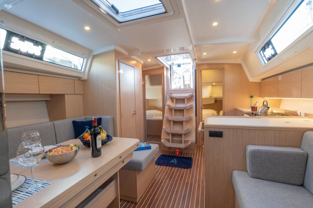 Bavaria C42 Joy