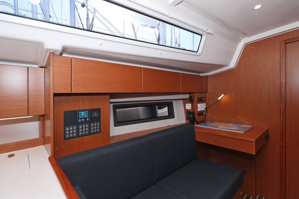 Bavaria C42 SeaTime