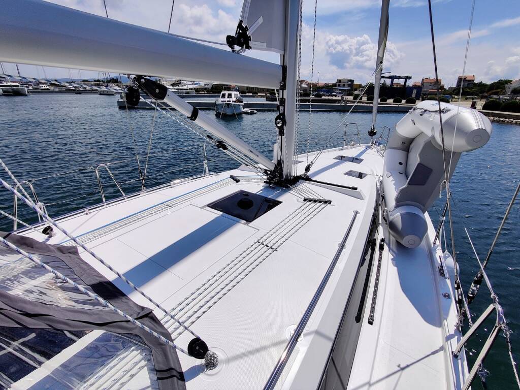 Bavaria C42 Relax