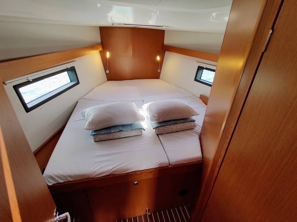 Bavaria C42 Relax