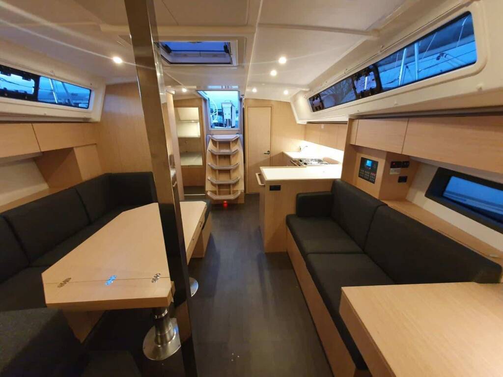 Bavaria C42 Ermis