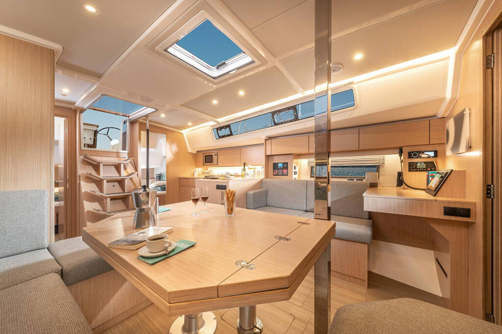 Bavaria C42 Olivia