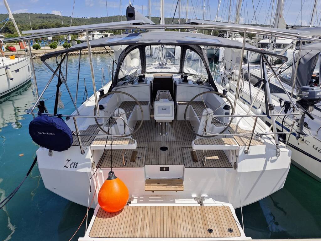 Bavaria C42 Zen