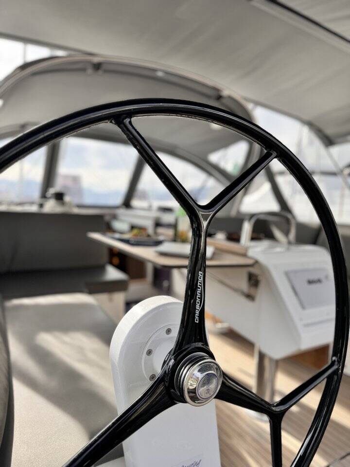 Bavaria C42 Sorores