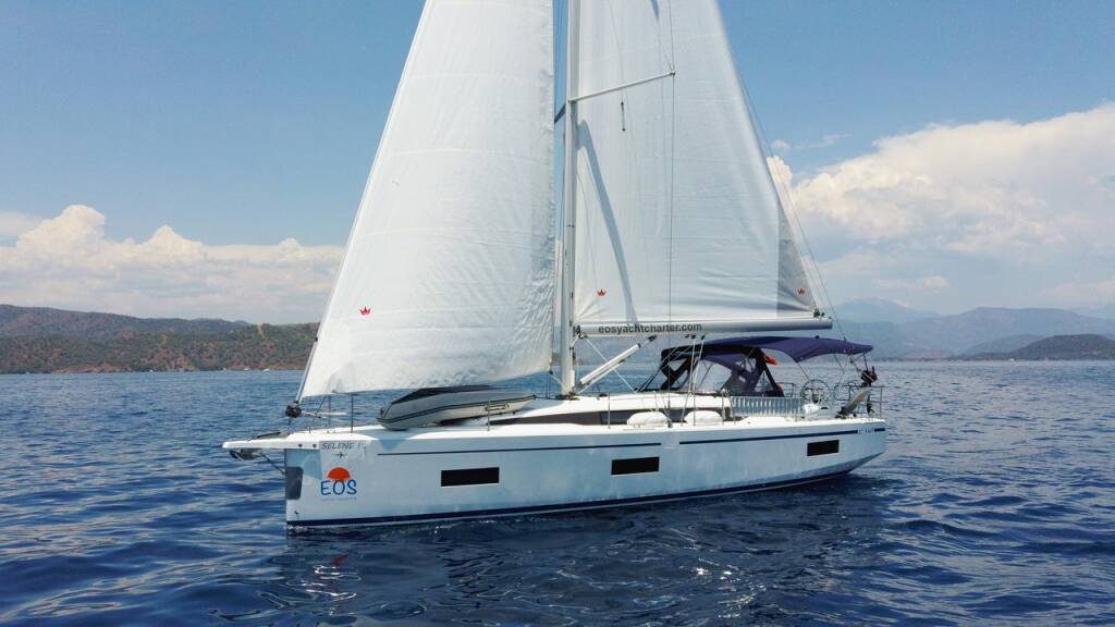 Bavaria C42 Selene