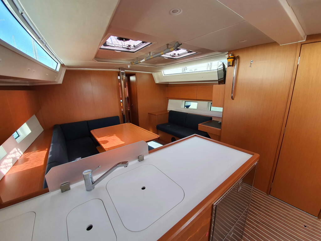 Bavaria C45 Holiday CLASS