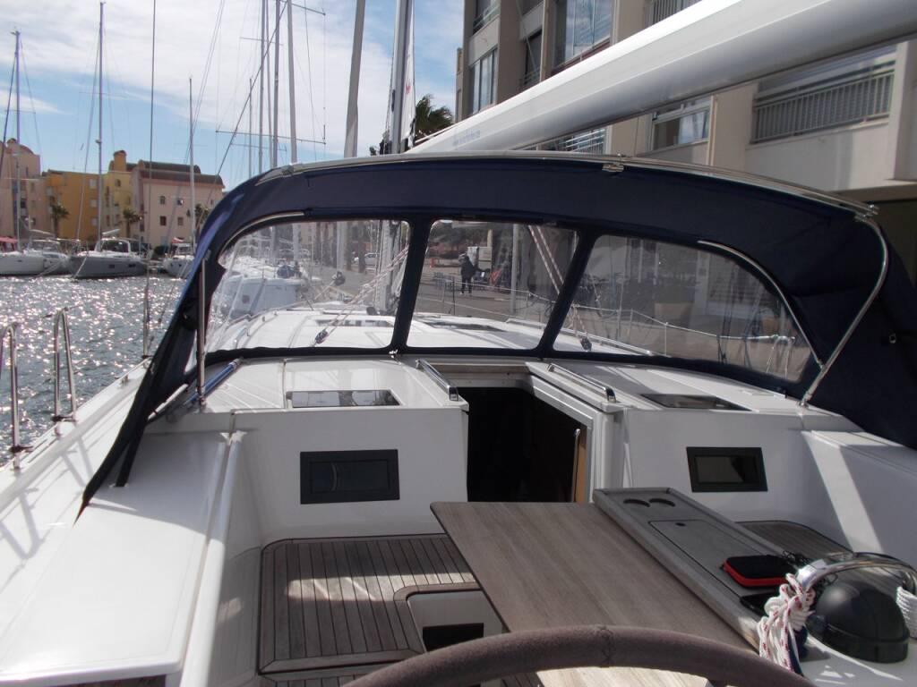 Bavaria C45 Holiday Lush Life