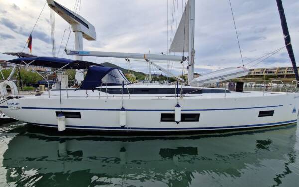 Bavaria C45 Holiday Lush Life