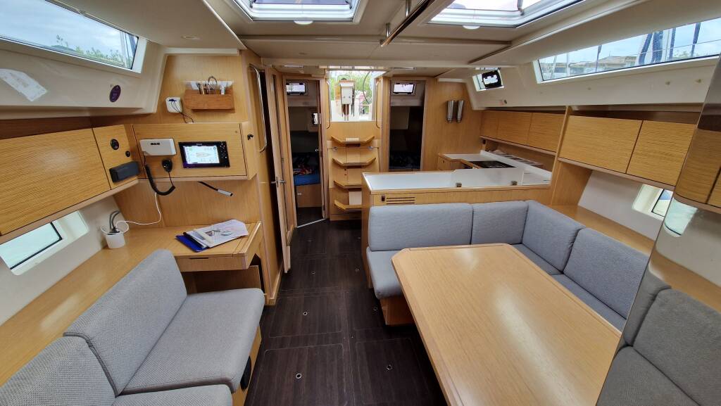 Bavaria C45 Holiday Lush Life