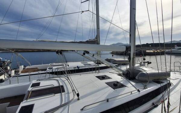 Bavaria C45 ECONOMY