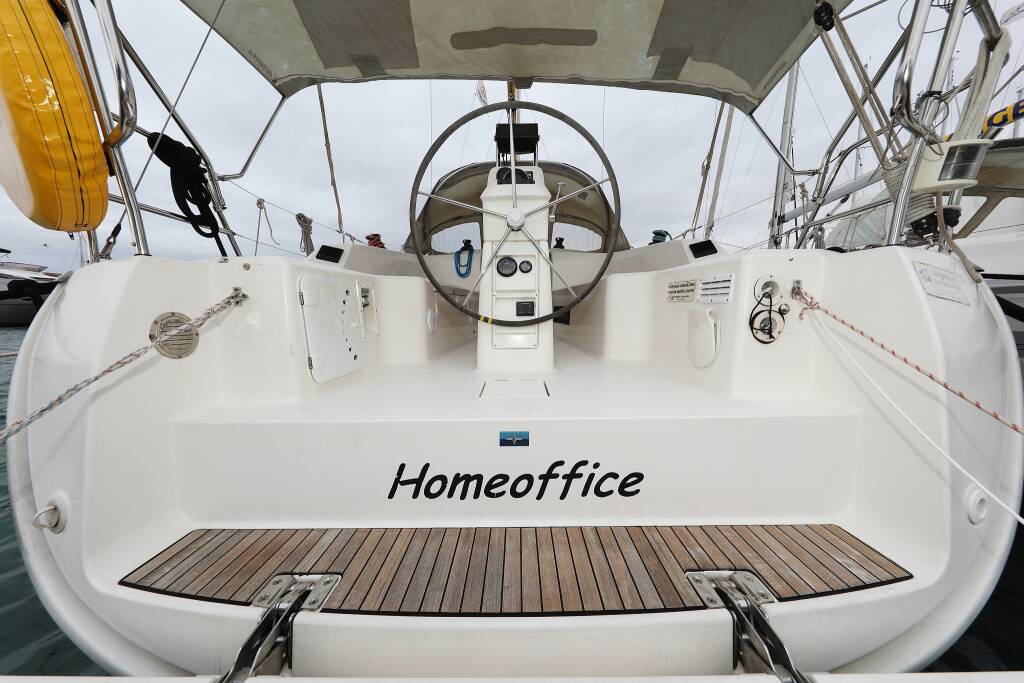 Bavaria Cruiser 33 Homeoffice