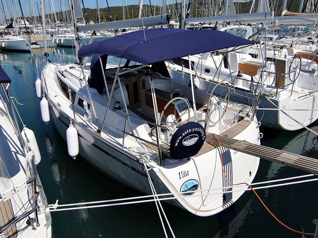 Bavaria Cruiser 34 Vita