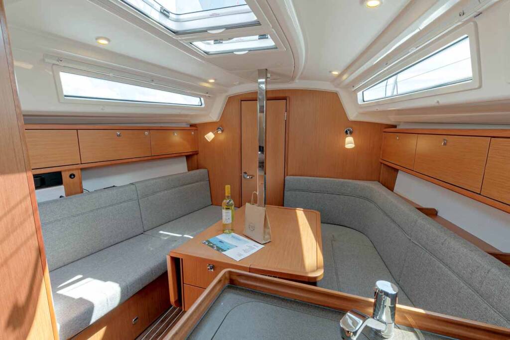 Bavaria Cruiser 34 Galway Girl