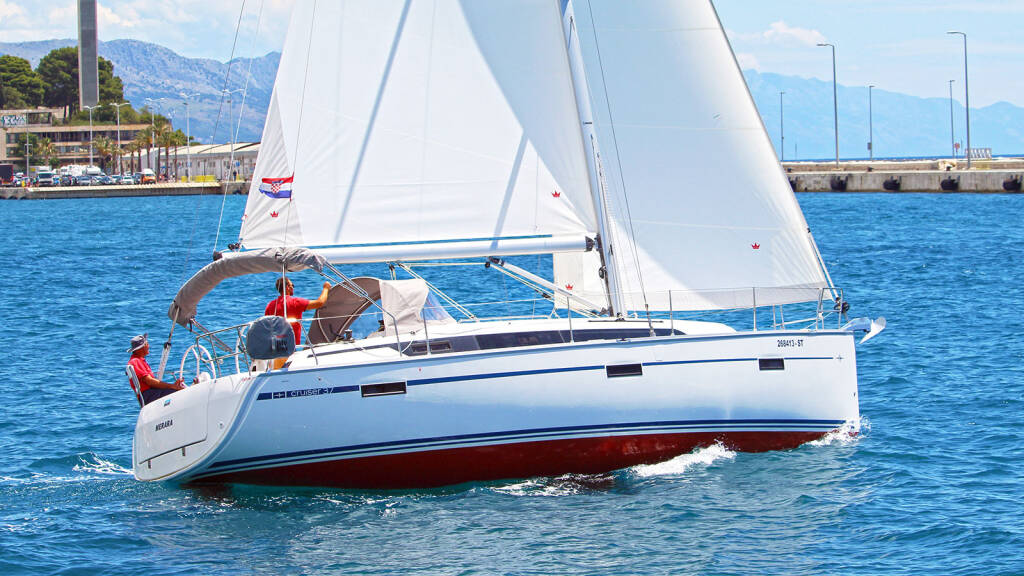 Bavaria Cruiser 37 Merara