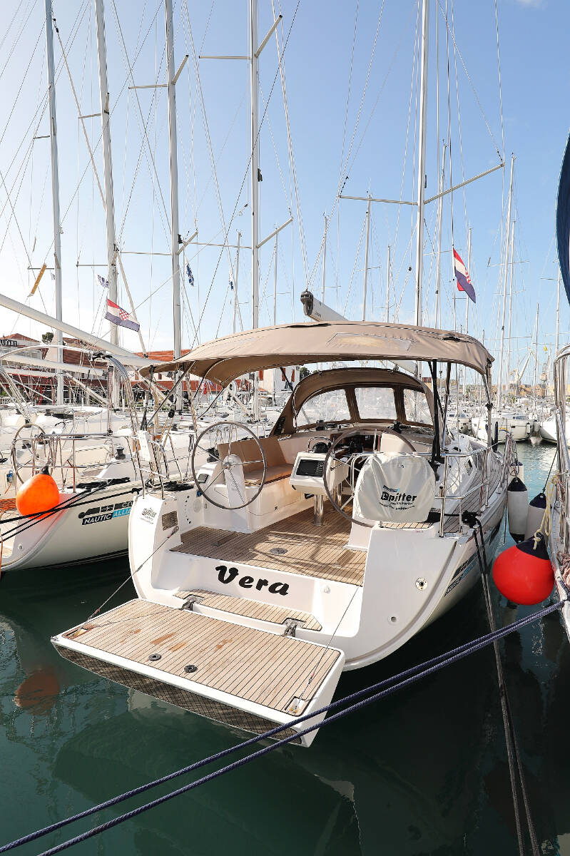 Bavaria Cruiser 37 Vera