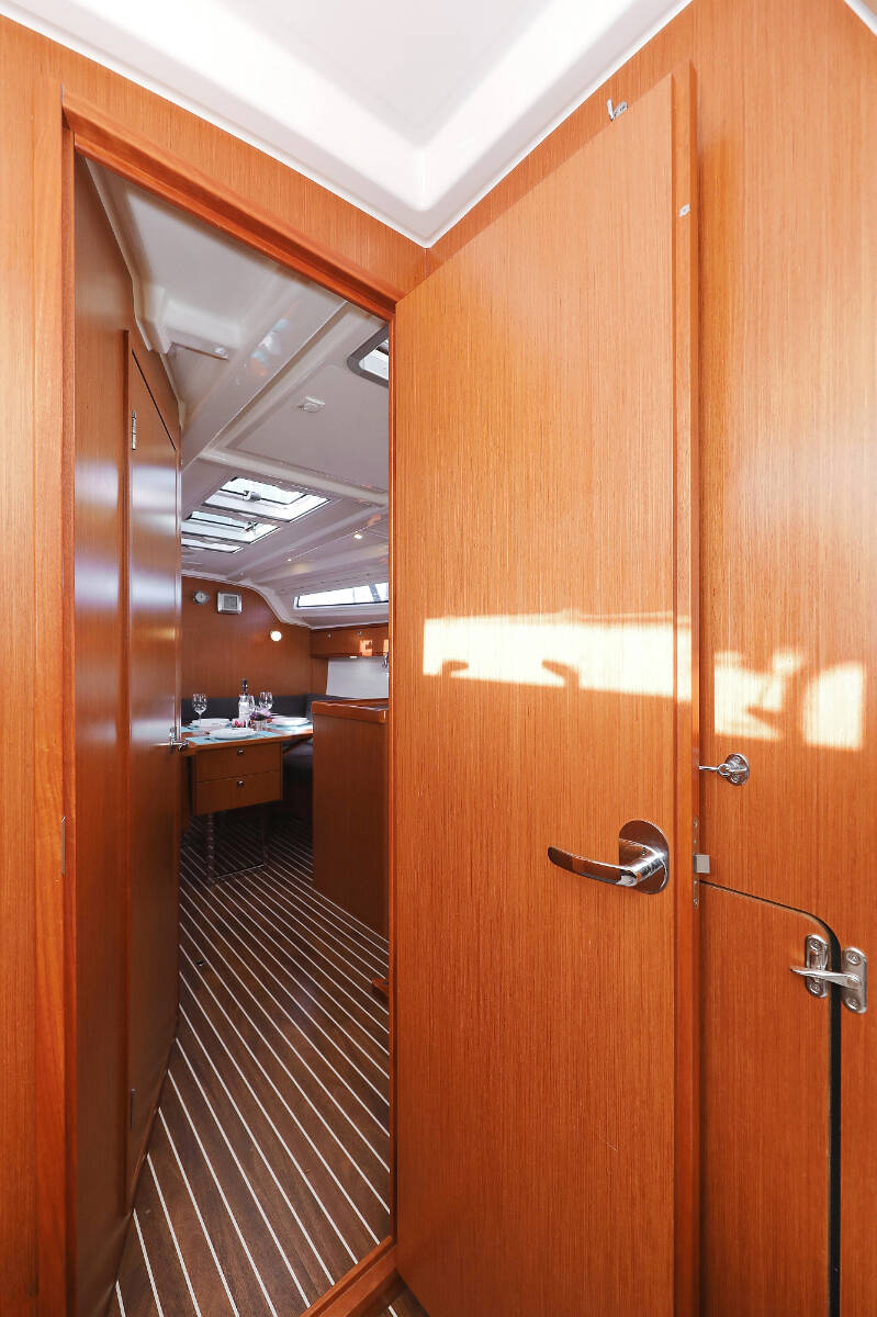 Bavaria Cruiser 37 Vera