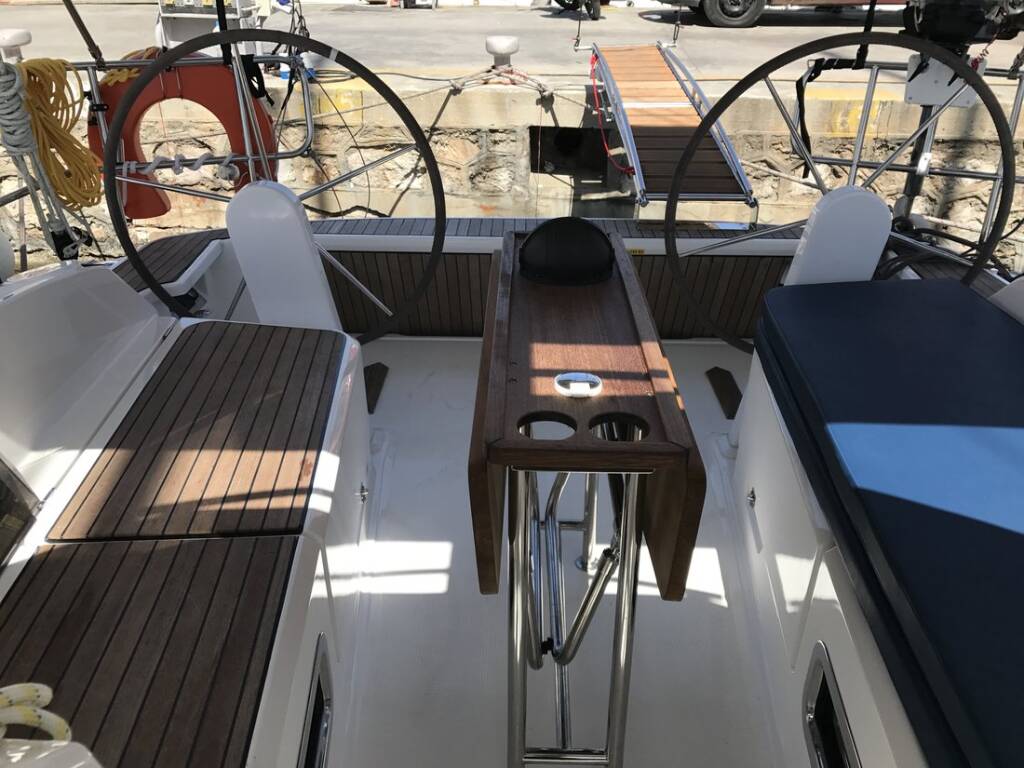 Bavaria Cruiser 37 Lydia