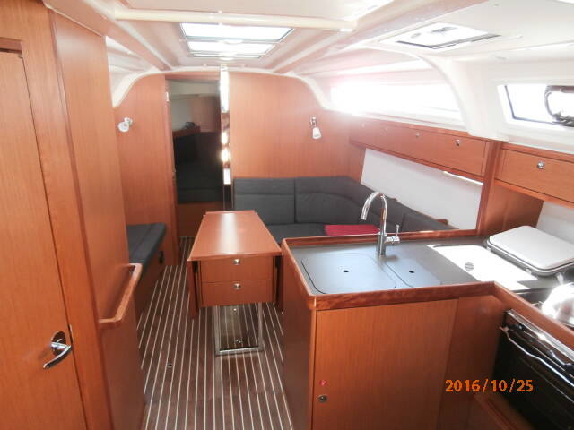 Bavaria Cruiser 37 Mattina