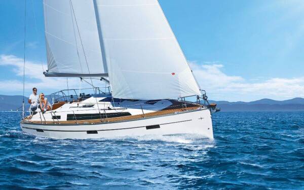 Bavaria Cruiser 37 Toni