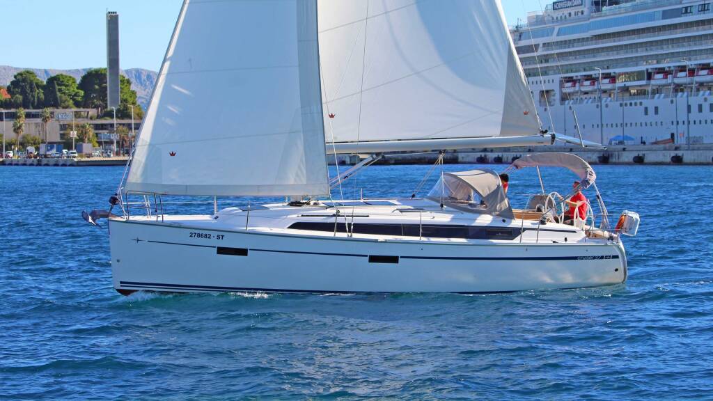 Bavaria Cruiser 37 Evala