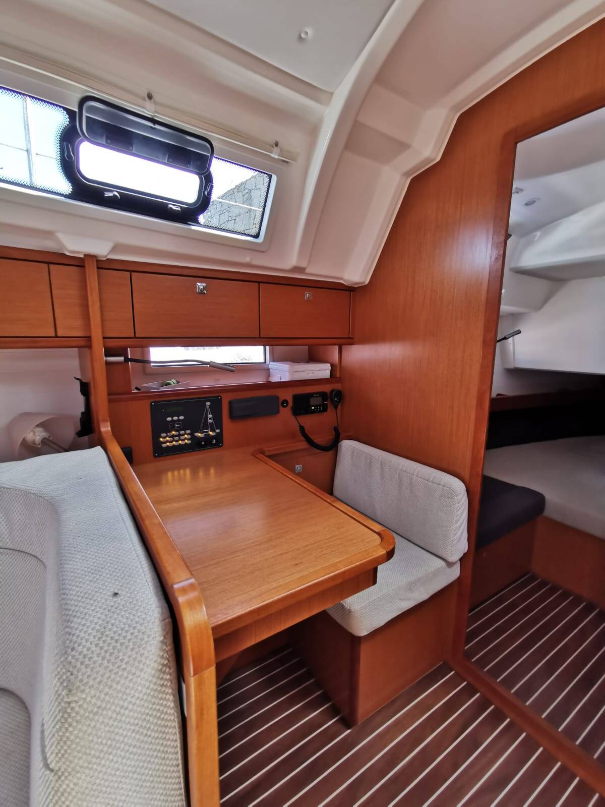 Bavaria Cruiser 37 ECONOMY