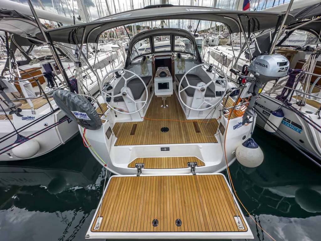 Bavaria Cruiser 37 Scala