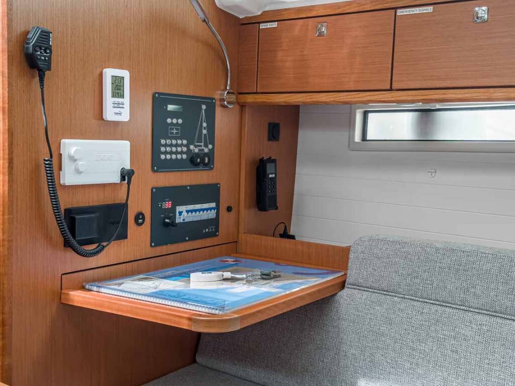 Bavaria Cruiser 37 Scala