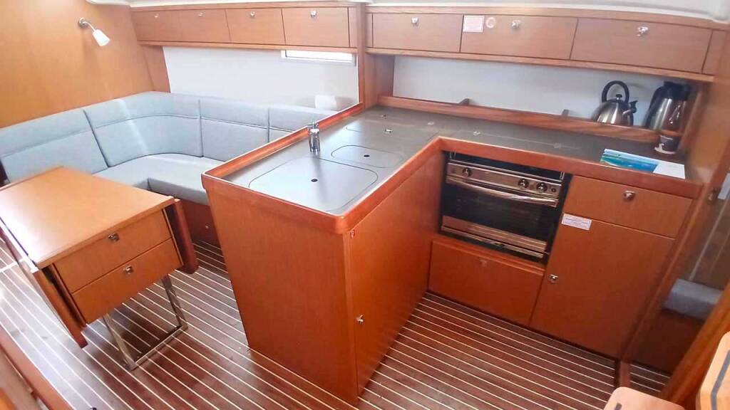 Bavaria Cruiser 37 Xenia