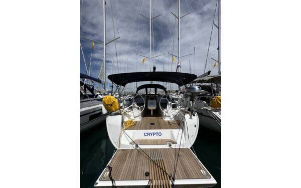 Bavaria Cruiser 37 Crypto