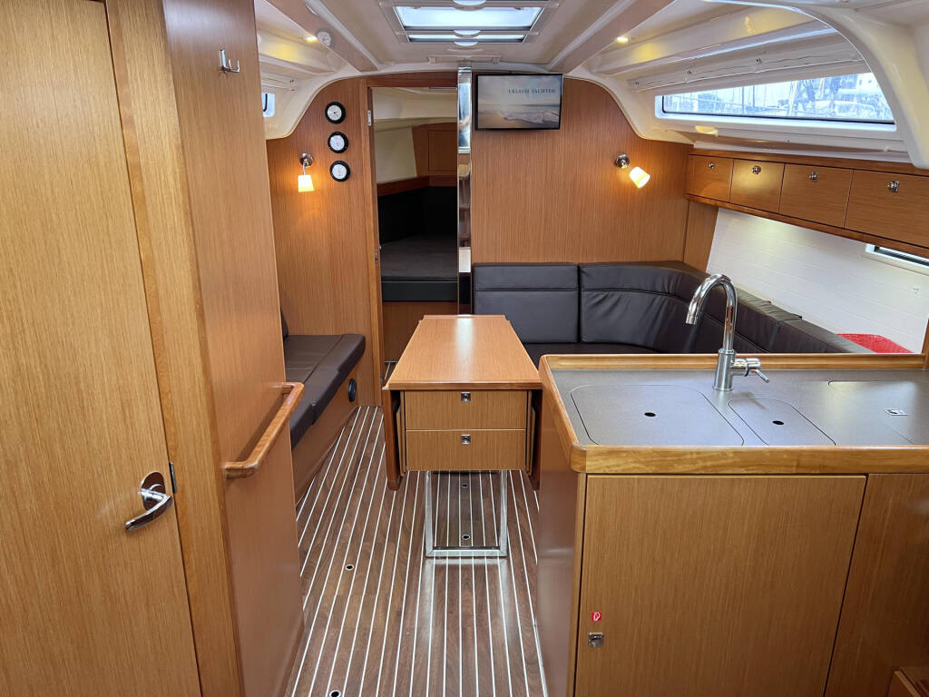 Bavaria Cruiser 37 Finny Ocean