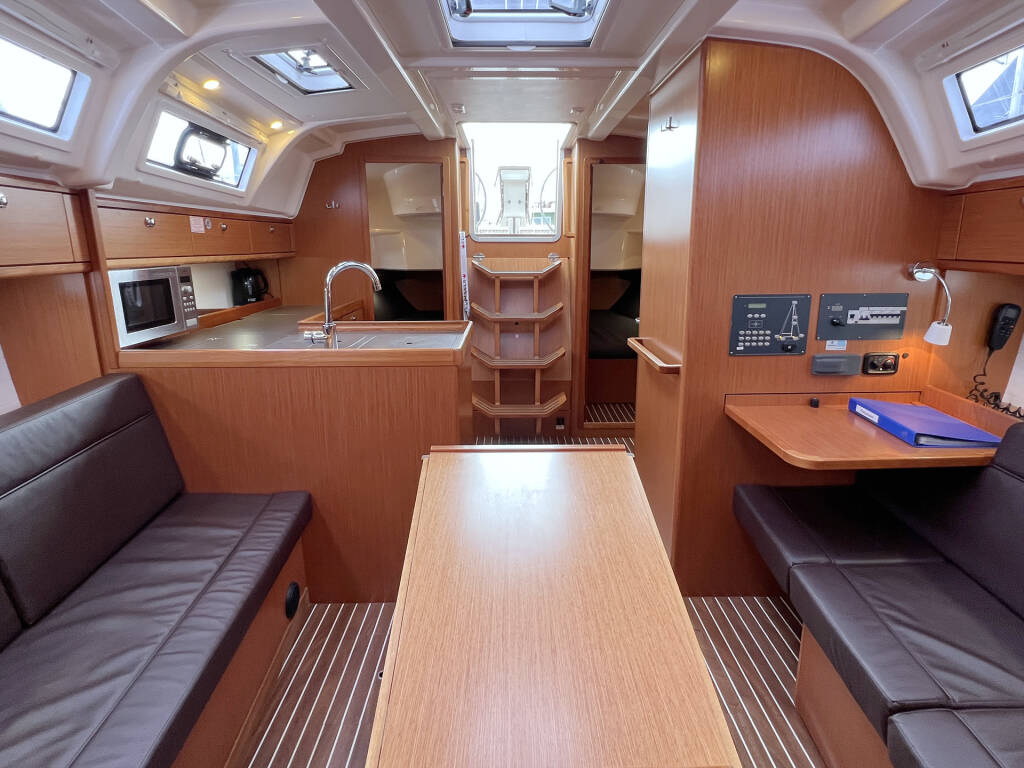 Bavaria Cruiser 37 Finny Ocean