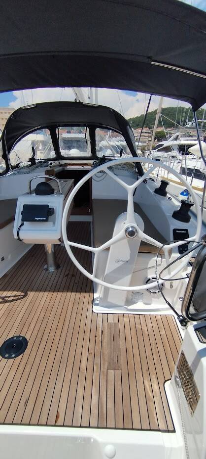 Bavaria Cruiser 37 Mia