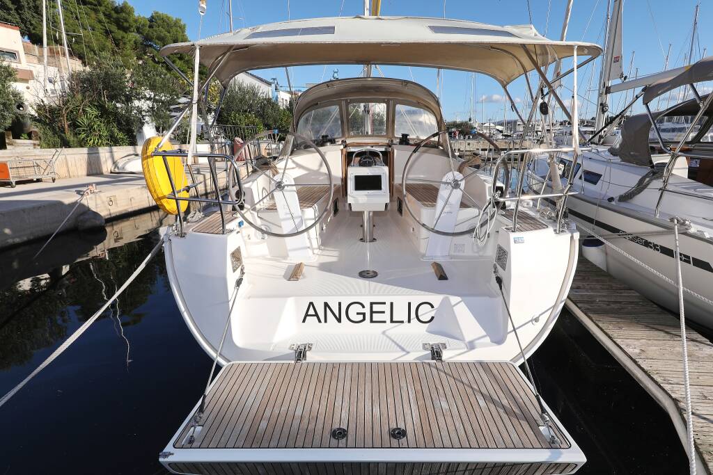 Bavaria Cruiser 37 Angelic