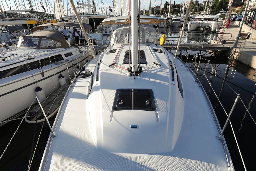 Bavaria Cruiser 37 Angelic