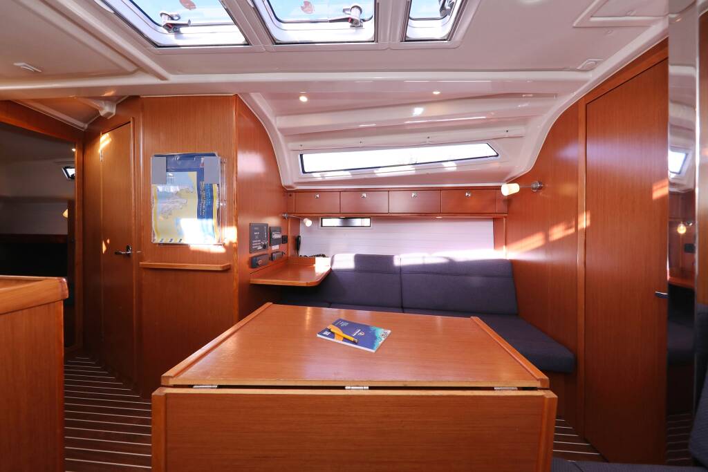 Bavaria Cruiser 37 Angelic