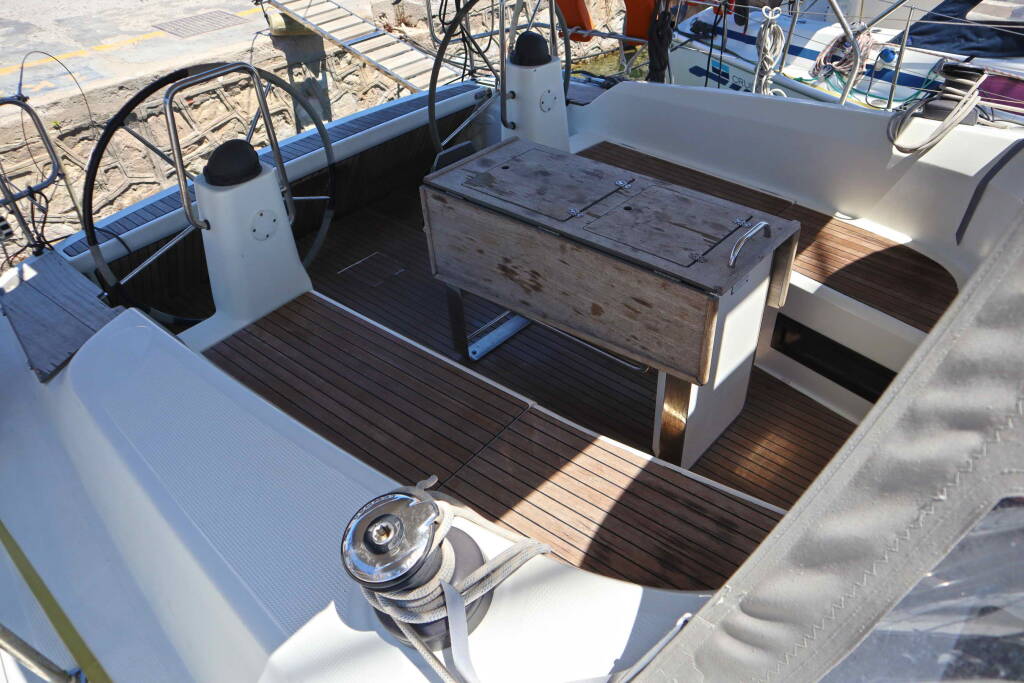 Bavaria Cruiser 40 ECONOMY*