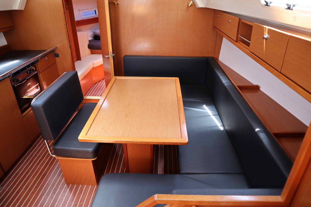 Bavaria Cruiser 40 ECONOMY*