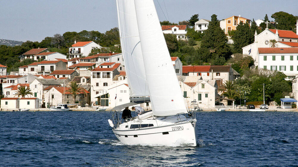 Bavaria Cruiser 41 Maestral