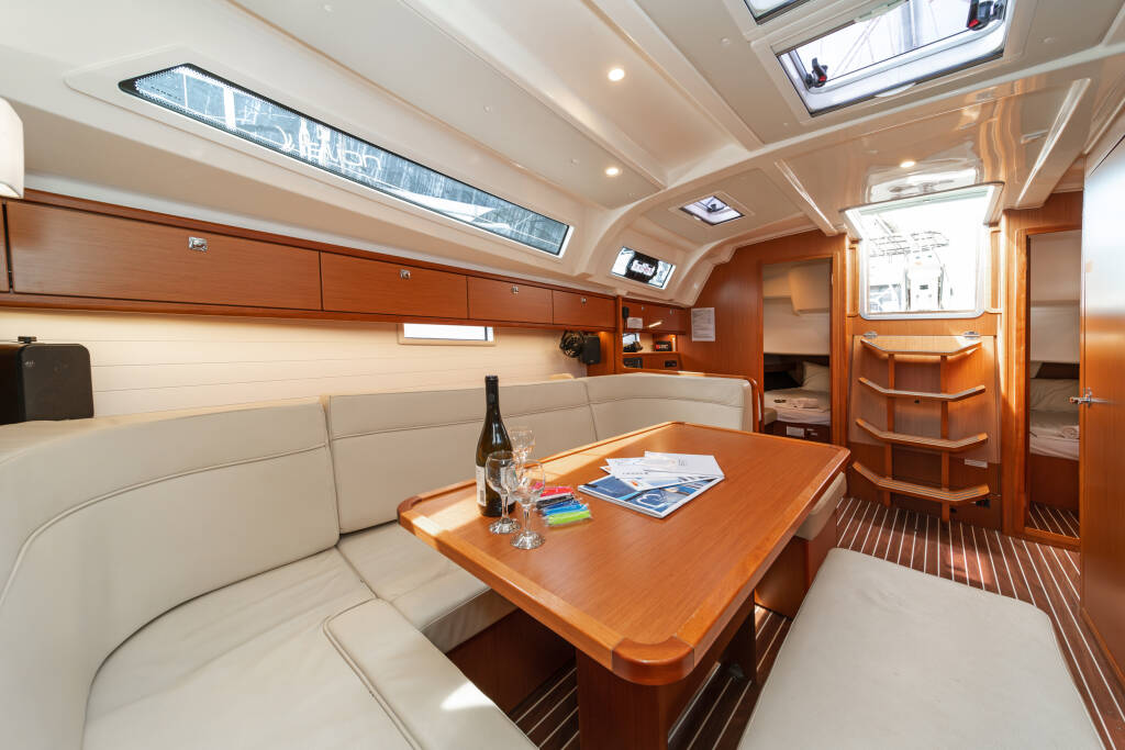 Bavaria Cruiser 41 Blue Pearl