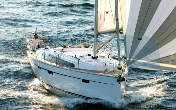 Bavaria Cruiser 41S Blackstar